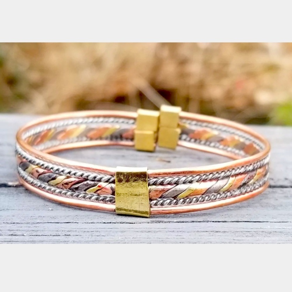90s Vintage Tri-Tone Copper, Brass & Aluminum Cuff Bracelet - Picture 4 of 4